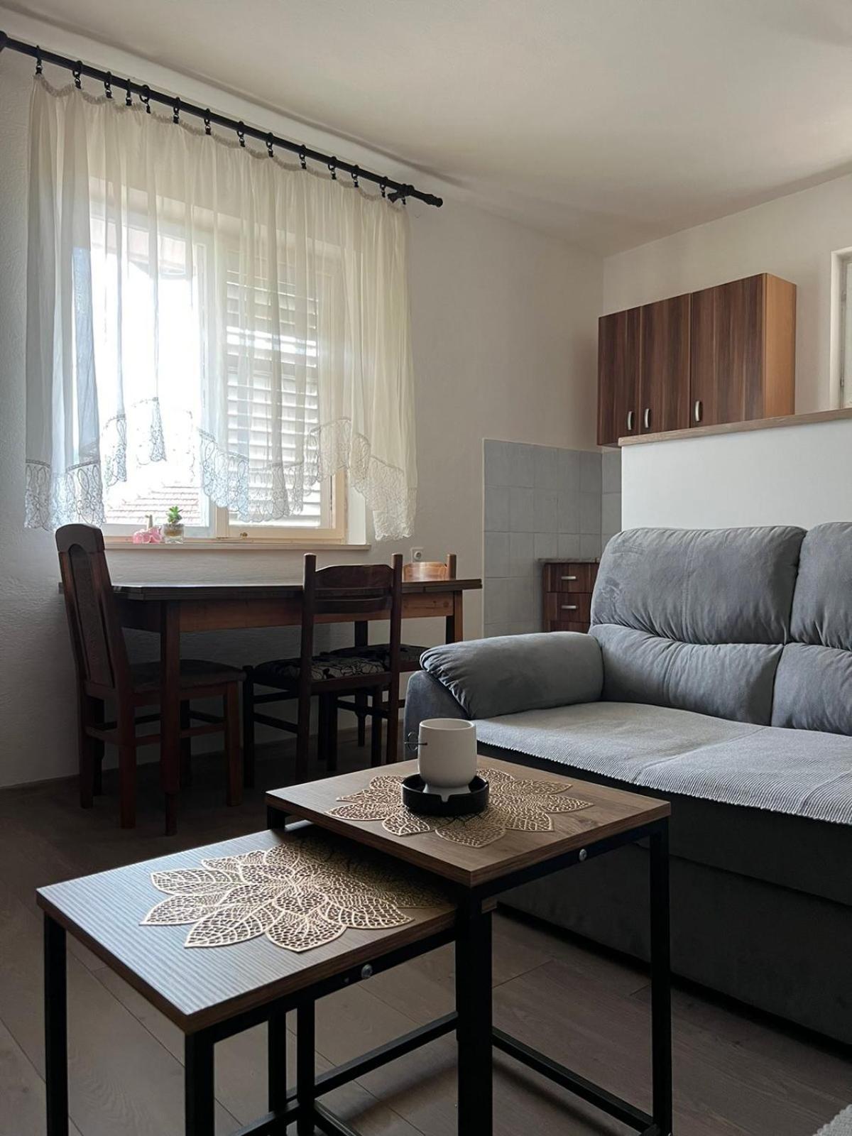 Apartman Saraba Trebinje Appartement Buitenkant foto